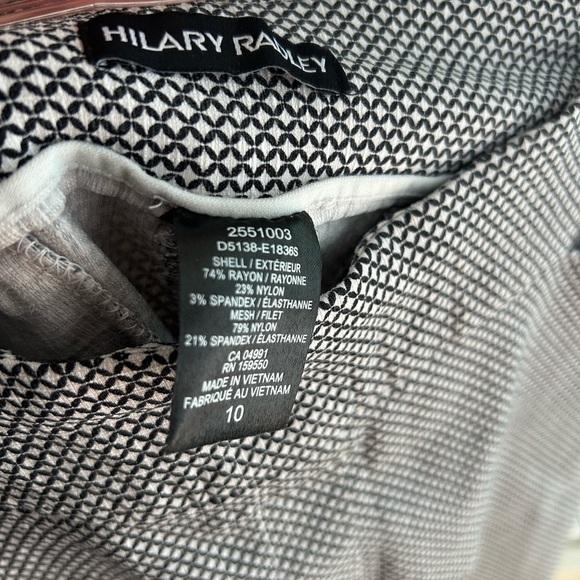 Hilary Radley Monochrome Geometric Bermudas - Picture 8 of 16